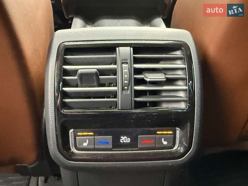 Седан Volkswagen Passat 2018 в Одессе