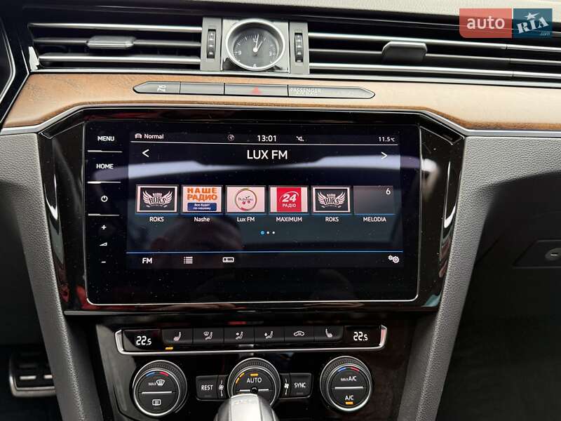 Седан Volkswagen Passat 2018 в Одессе