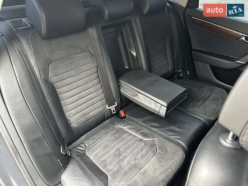 Універсал Volkswagen Passat 2011 в Сарнах
