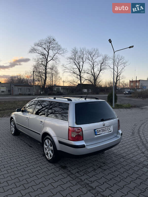 Універсал Volkswagen Passat 2003 в Коростені