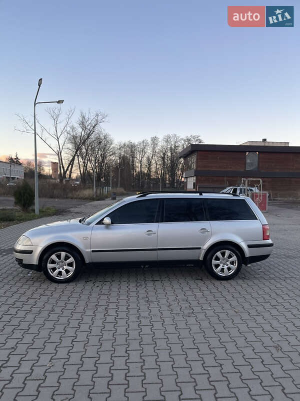 Універсал Volkswagen Passat 2003 в Коростені