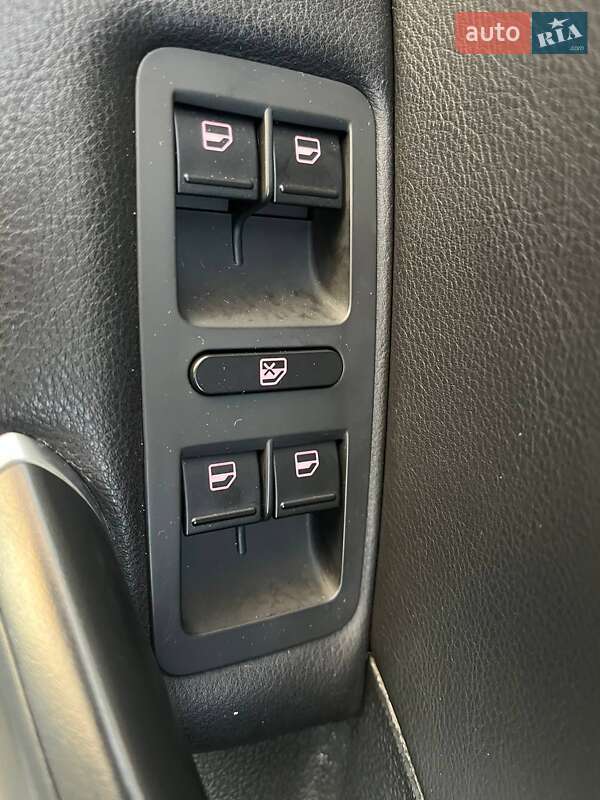 Седан Volkswagen Passat 2018 в Киеве