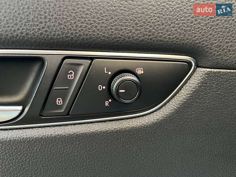 Седан Volkswagen Passat 2018 в Киеве