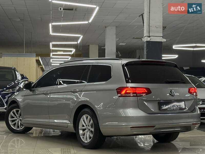 Универсал Volkswagen Passat 2015 в Николаеве