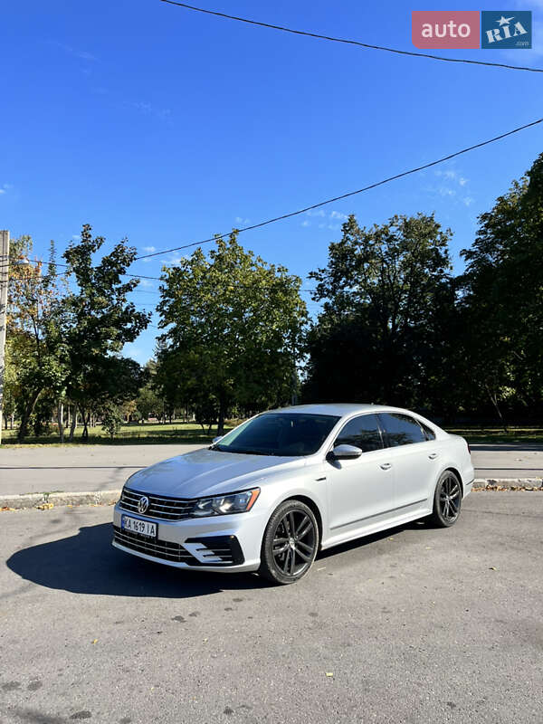 Седан Volkswagen Passat 2016 в Киеве фото 2 Седан Volkswagen Passat 2016 в Киеве