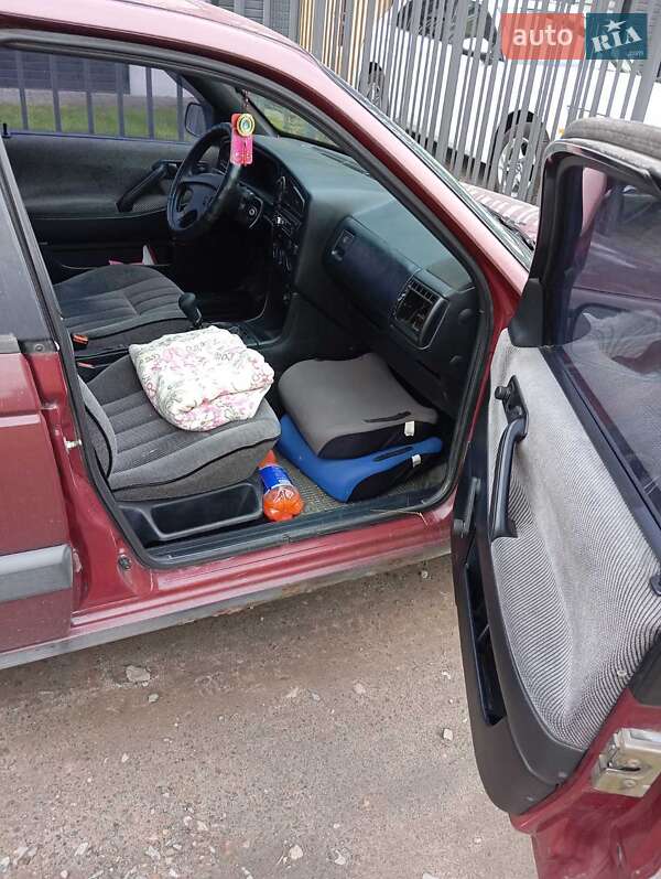 Седан Volkswagen Passat 1990 в Львове фото 5 Седан Volkswagen Passat 1990 в Львове