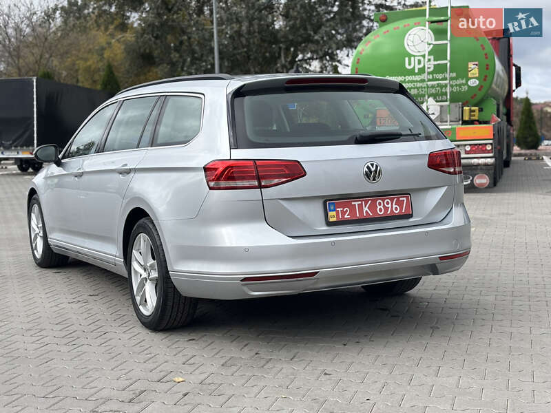 Универсал Volkswagen Passat 2017 в Житомире