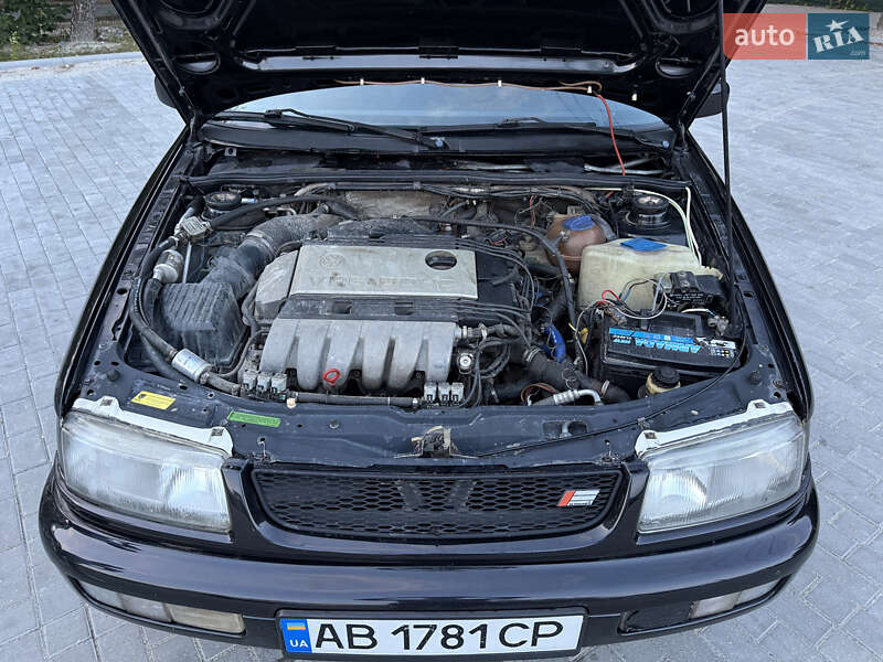 Універсал Volkswagen Passat 1995 в Кременці