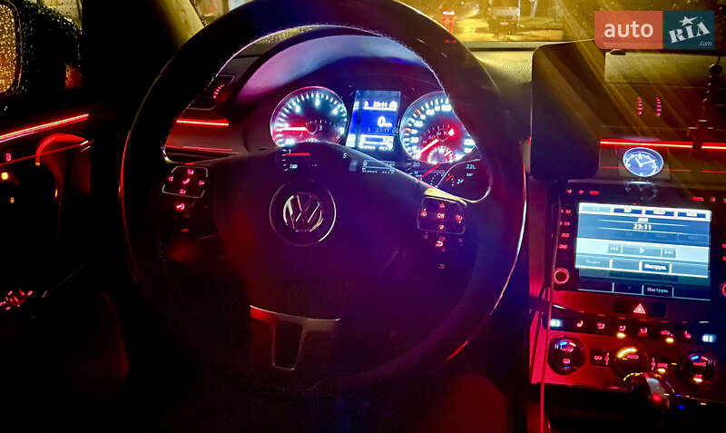 Универсал Volkswagen Passat 2013 в Львове