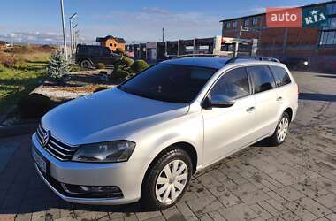 Универсал Volkswagen Passat 2012 в Хусте