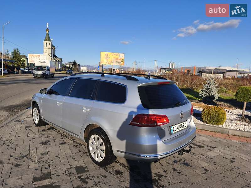Универсал Volkswagen Passat 2012 в Хусте