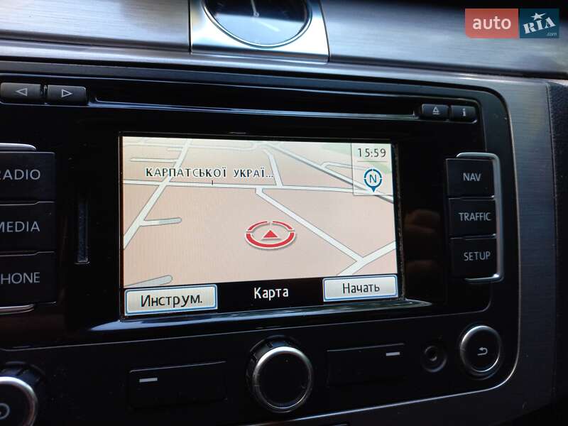 Универсал Volkswagen Passat 2012 в Хусте