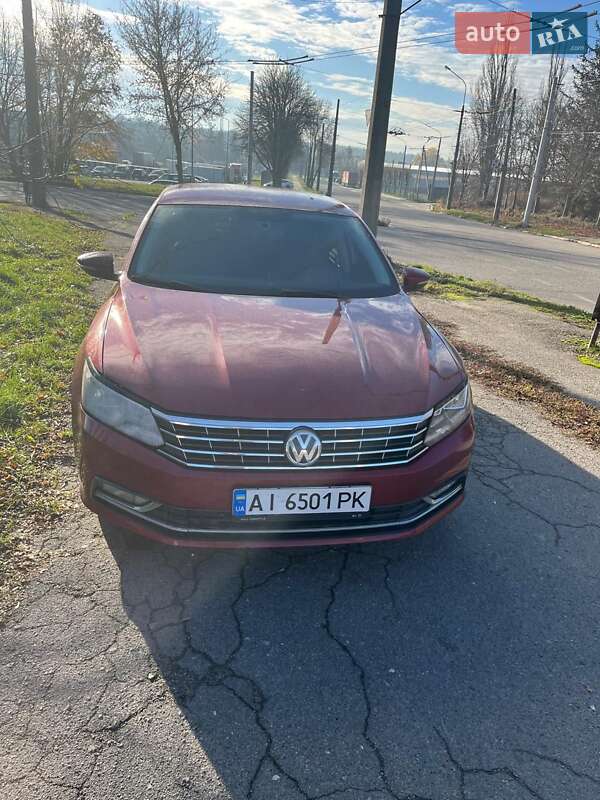 Седан Volkswagen Passat 2018 в Киеве фото 4 Седан Volkswagen Passat 2018 в Киеве