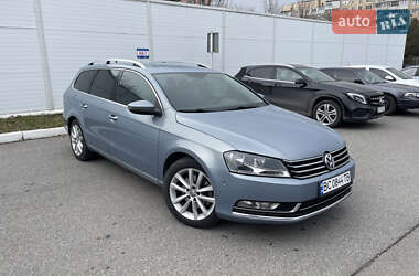 Универсал Volkswagen Passat 2013 в Львове