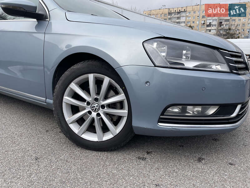 Универсал Volkswagen Passat 2013 в Львове