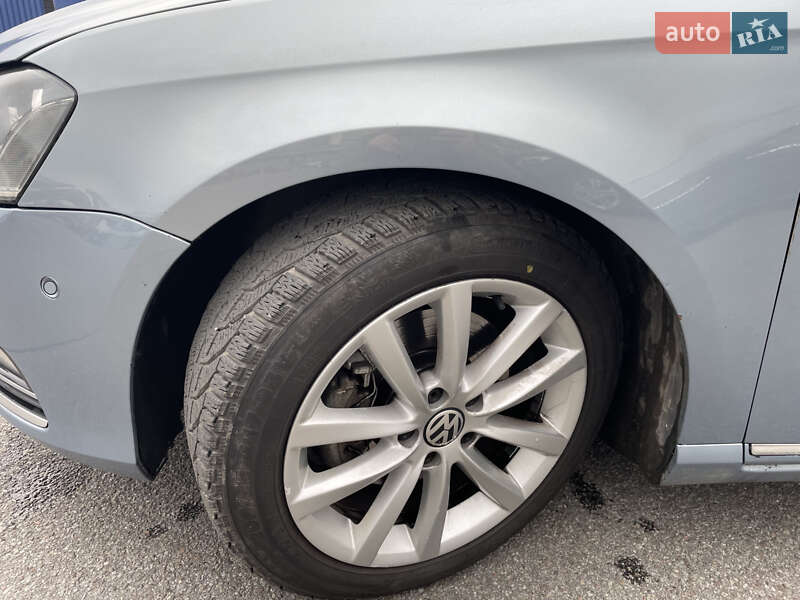 Универсал Volkswagen Passat 2013 в Львове