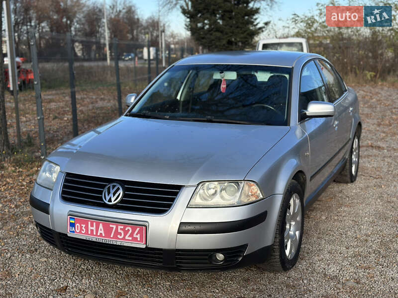 Седан Volkswagen Passat 2003 в Виннице