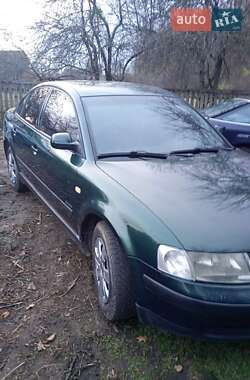 Седан Volkswagen Passat 1999 в Шишаках