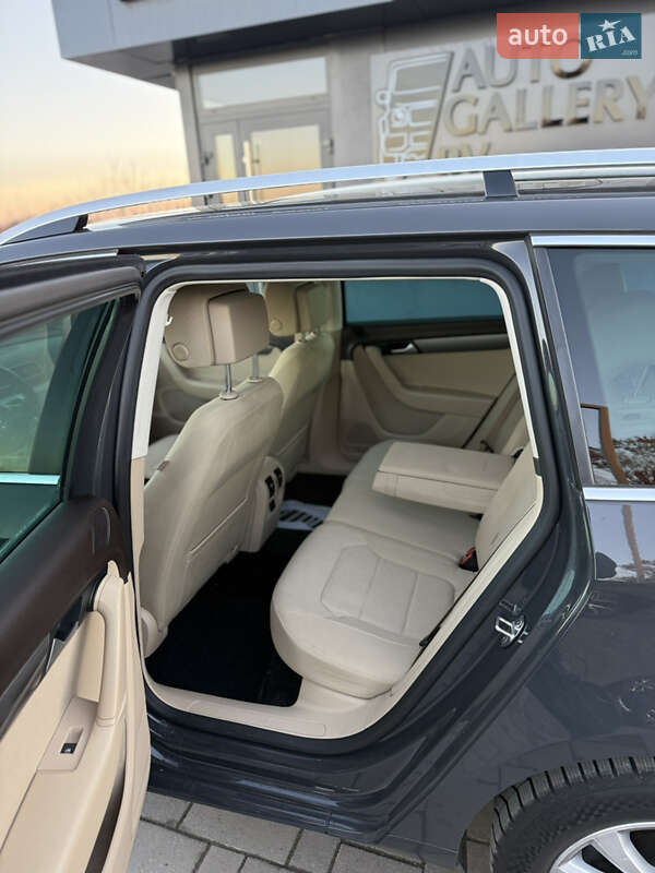 Универсал Volkswagen Passat 2014 в Ровно