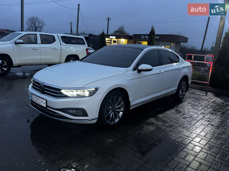 Седан Volkswagen Passat 2020 в Лозовой