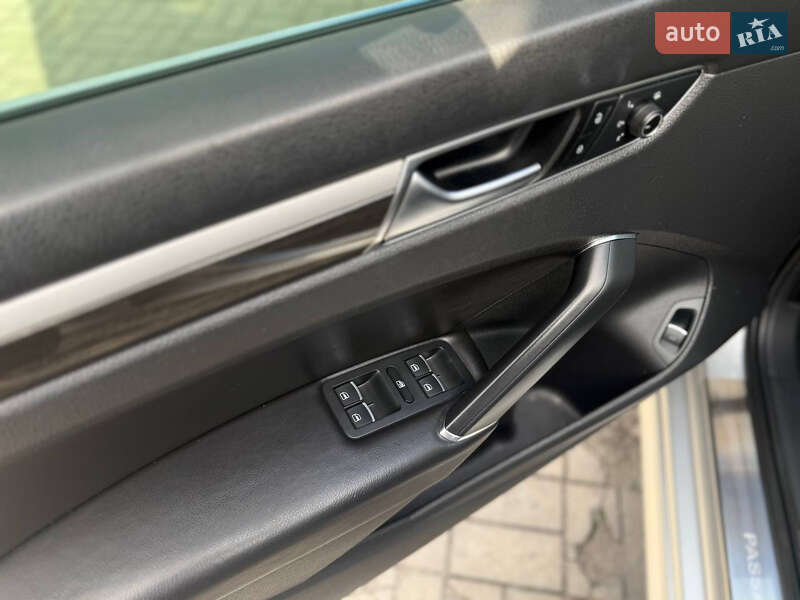 Седан Volkswagen Passat 2015 в Марганце фото 11 Седан Volkswagen Passat 2015 в Марганце