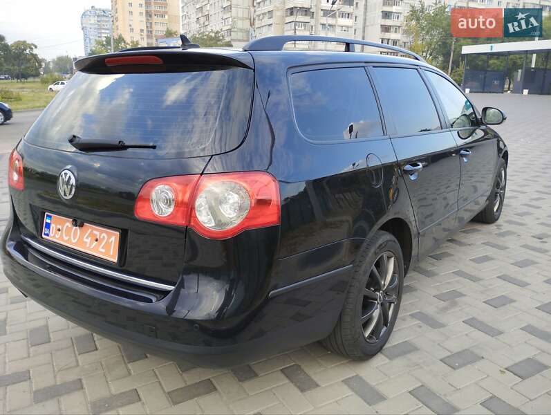 Универсал Volkswagen Passat 2009 в Запорожье