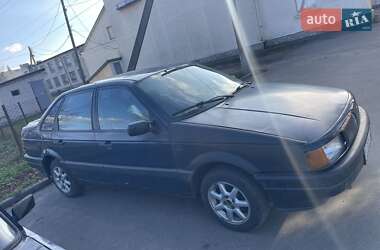 Седан Volkswagen Passat 1990 в Великой Багачке