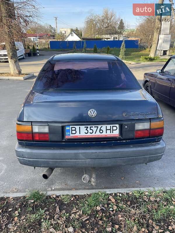 Седан Volkswagen Passat 1990 в Великой Багачке