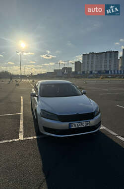 Седан Volkswagen Passat 2013 в Киеве