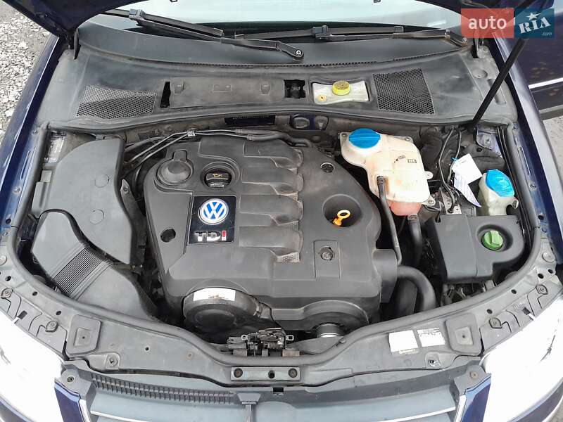 Универсал Volkswagen Passat 2004 в Любомле