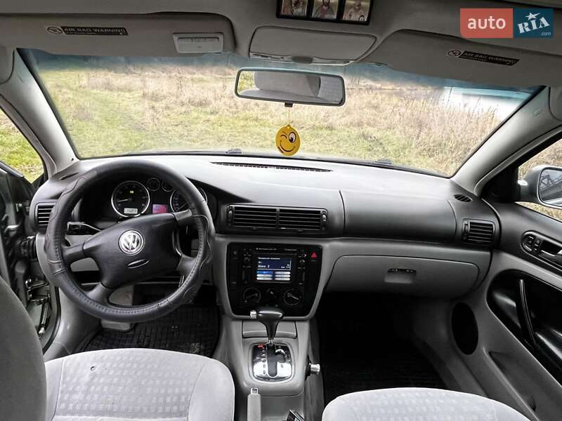 Седан Volkswagen Passat 2002 в Брацлаве