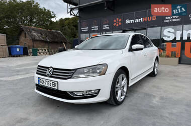 Седан Volkswagen Passat 2012 в Теребовлі