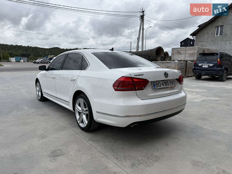 Седан Volkswagen Passat 2012 в Теребовле