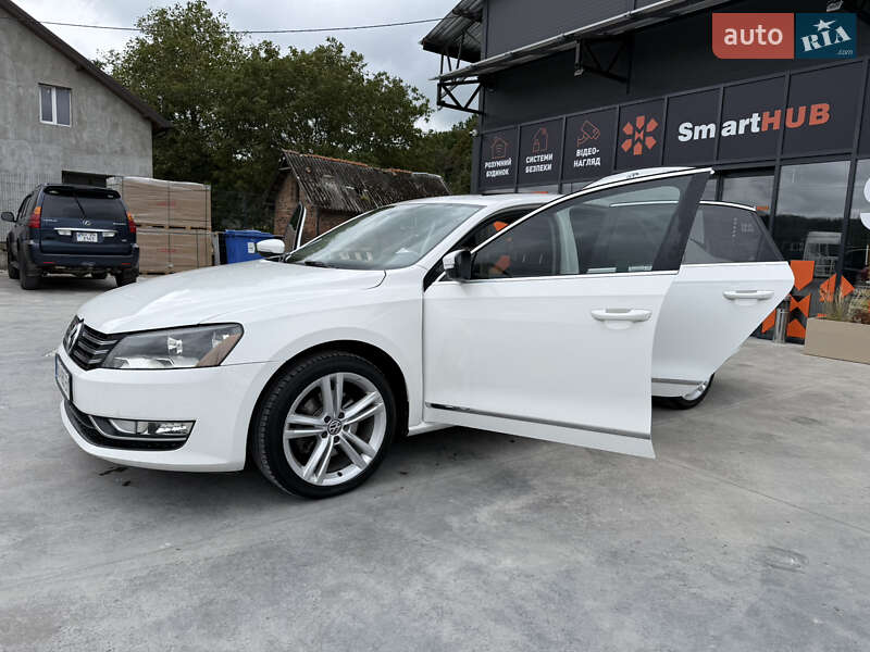Седан Volkswagen Passat 2012 в Теребовле