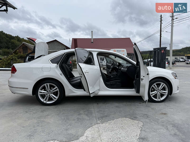 Седан Volkswagen Passat 2012 в Теребовле