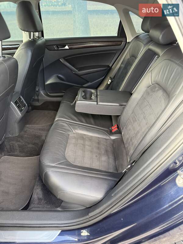 Седан Volkswagen Passat 2014 в Тернополе фото 34 Седан Volkswagen Passat 2014 в Тернополе