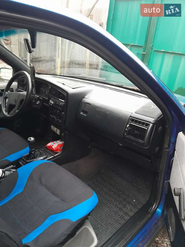 Седан Volkswagen Passat 1991 в Харькове фото 3 Седан Volkswagen Passat 1991 в Харькове