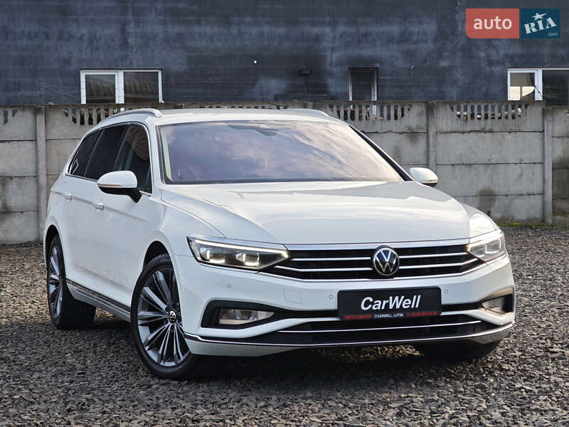 Volkswagen Passat 2021