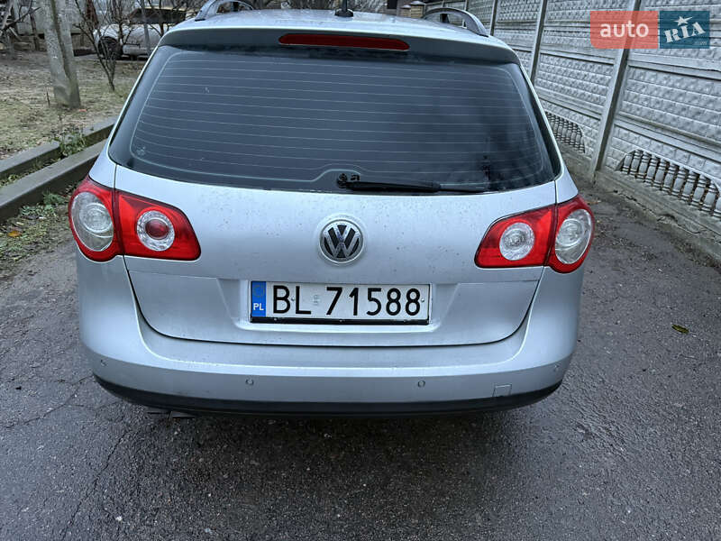 Универсал Volkswagen Passat 2006 в Киеве