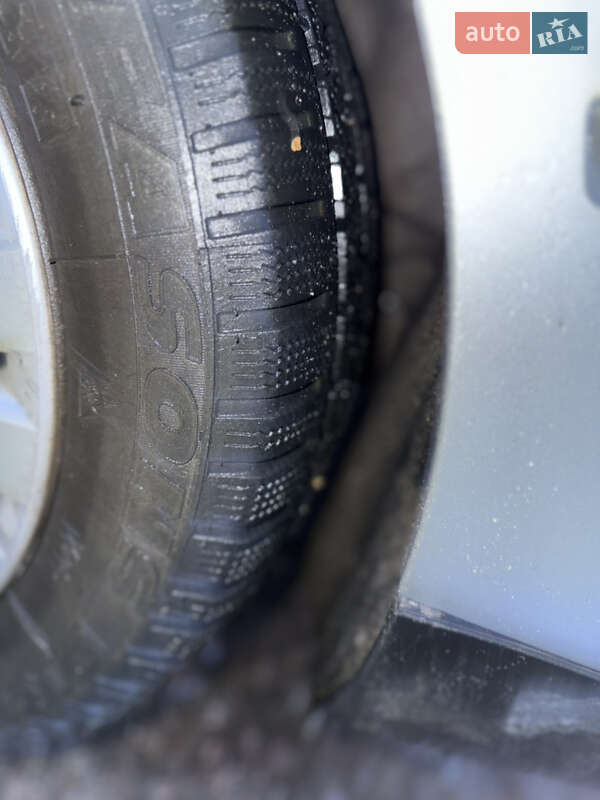 Универсал Volkswagen Passat 2006 в Киеве