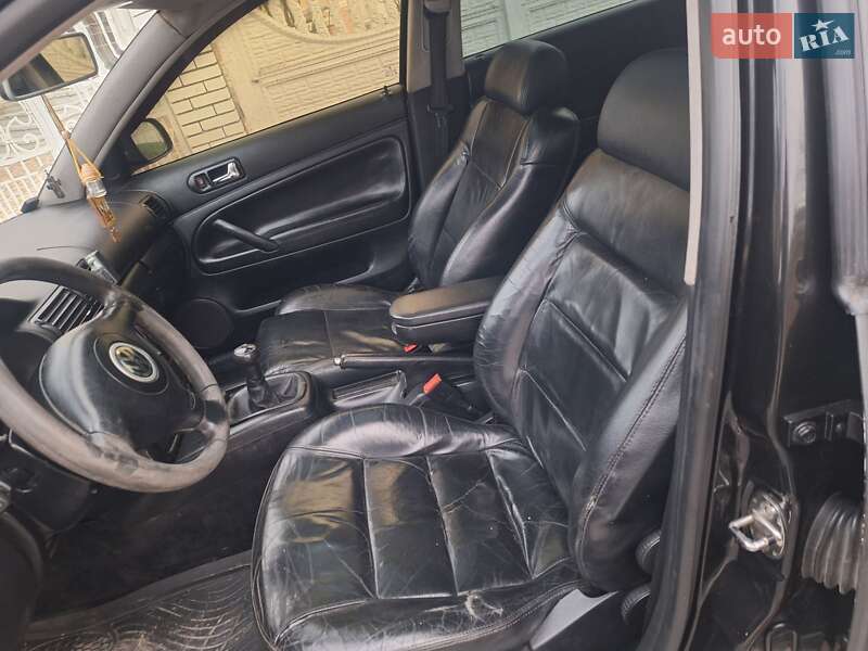 Универсал Volkswagen Passat 1998 в Черновцах