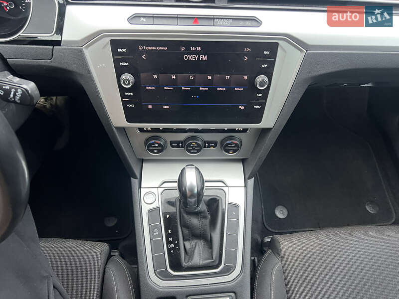Универсал Volkswagen Passat 2019 в Хмельницком фото 31 Универсал Volkswagen Passat 2019 в Хмельницком