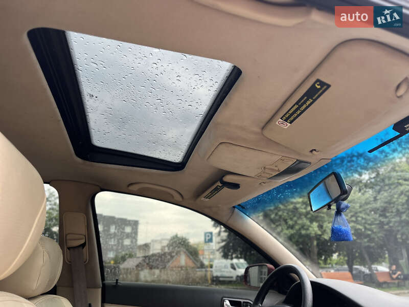 Седан Volkswagen Passat 1998 в Луцке