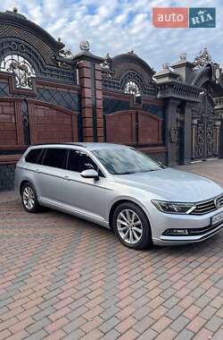 Универсал Volkswagen Passat 2016 в Звягеле