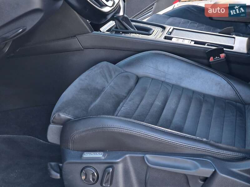 Седан Volkswagen Passat 2016 в Дрогобыче