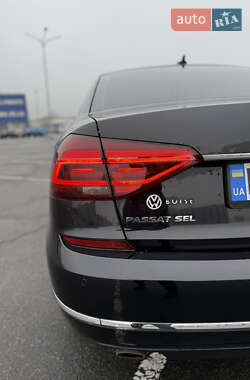 Седан Volkswagen Passat 2017 в Києві