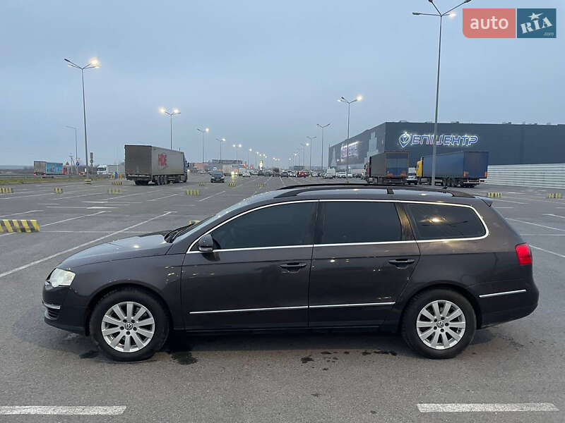 Универсал Volkswagen Passat 2009 в Долине