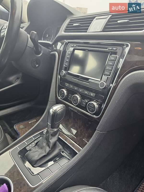 Седан Volkswagen Passat 2014 в Полтаве