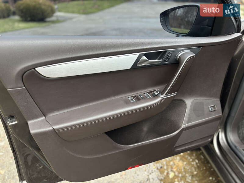 Седан Volkswagen Passat 2013 в Солотвине