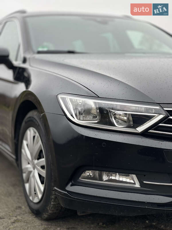 Универсал Volkswagen Passat 2019 в Костополе